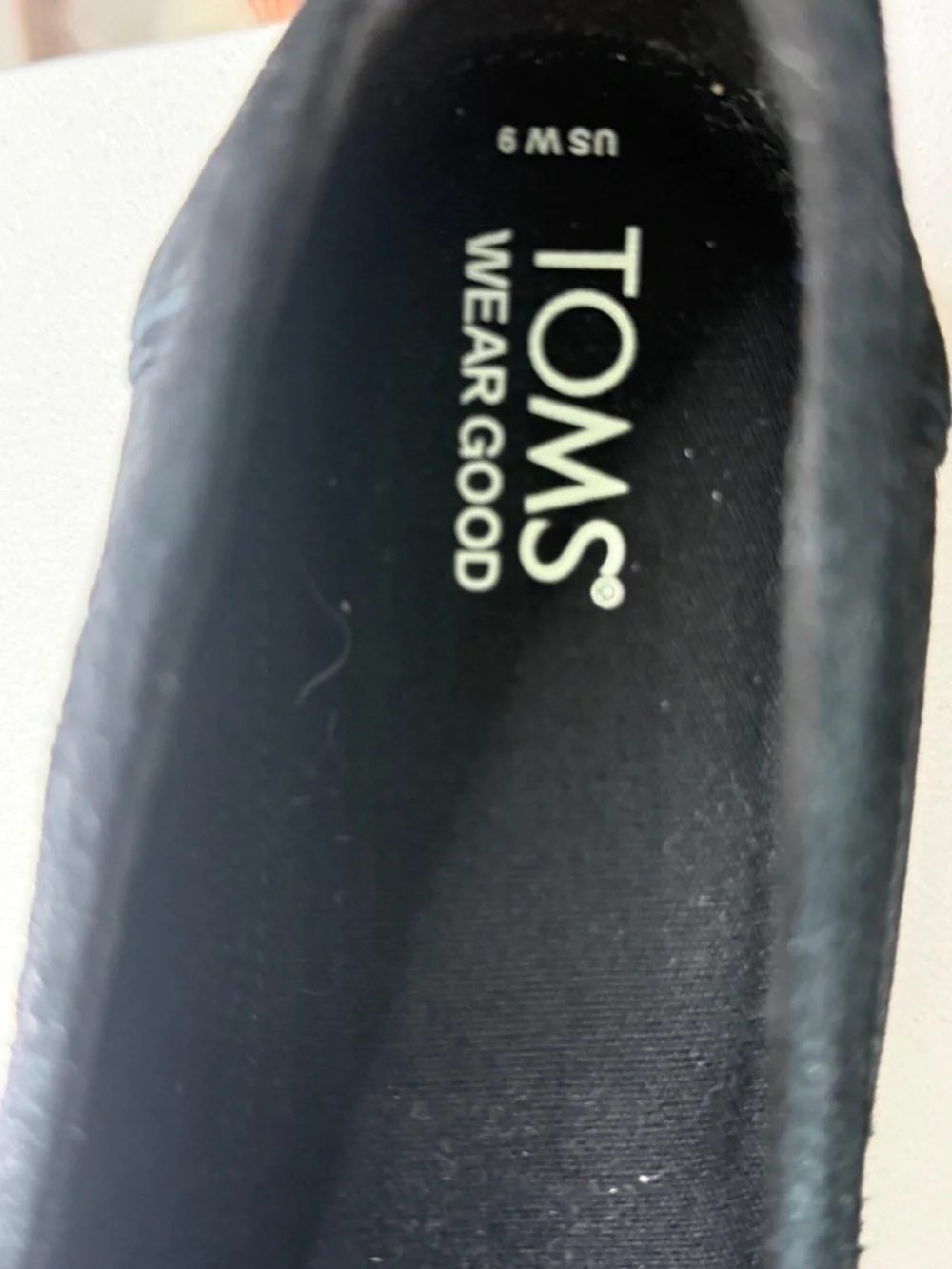 TOMS Black Suede Lug Sole Loafers Size 9 | New Without Tags
